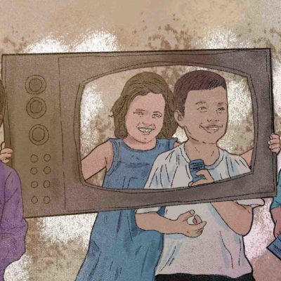 NIños jugando a ser reporteros de televisión | Ilustraciones: Robert Dugarte